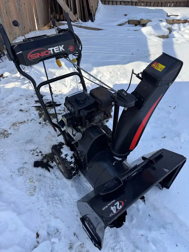 Snotek by Ariens  SnowBlower in Snowblowers in Windsor Region - Image 2