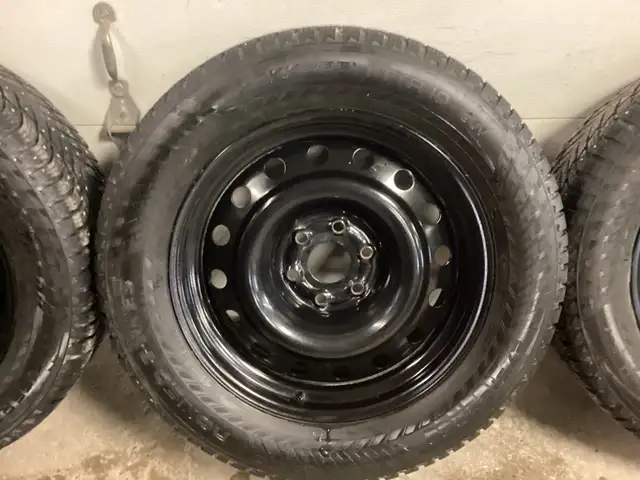 275/55r20 Nokian Hakkapalita Studded on 6x139.7 Gm wheels in Tires & Rims in Kawartha Lakes - Image 3