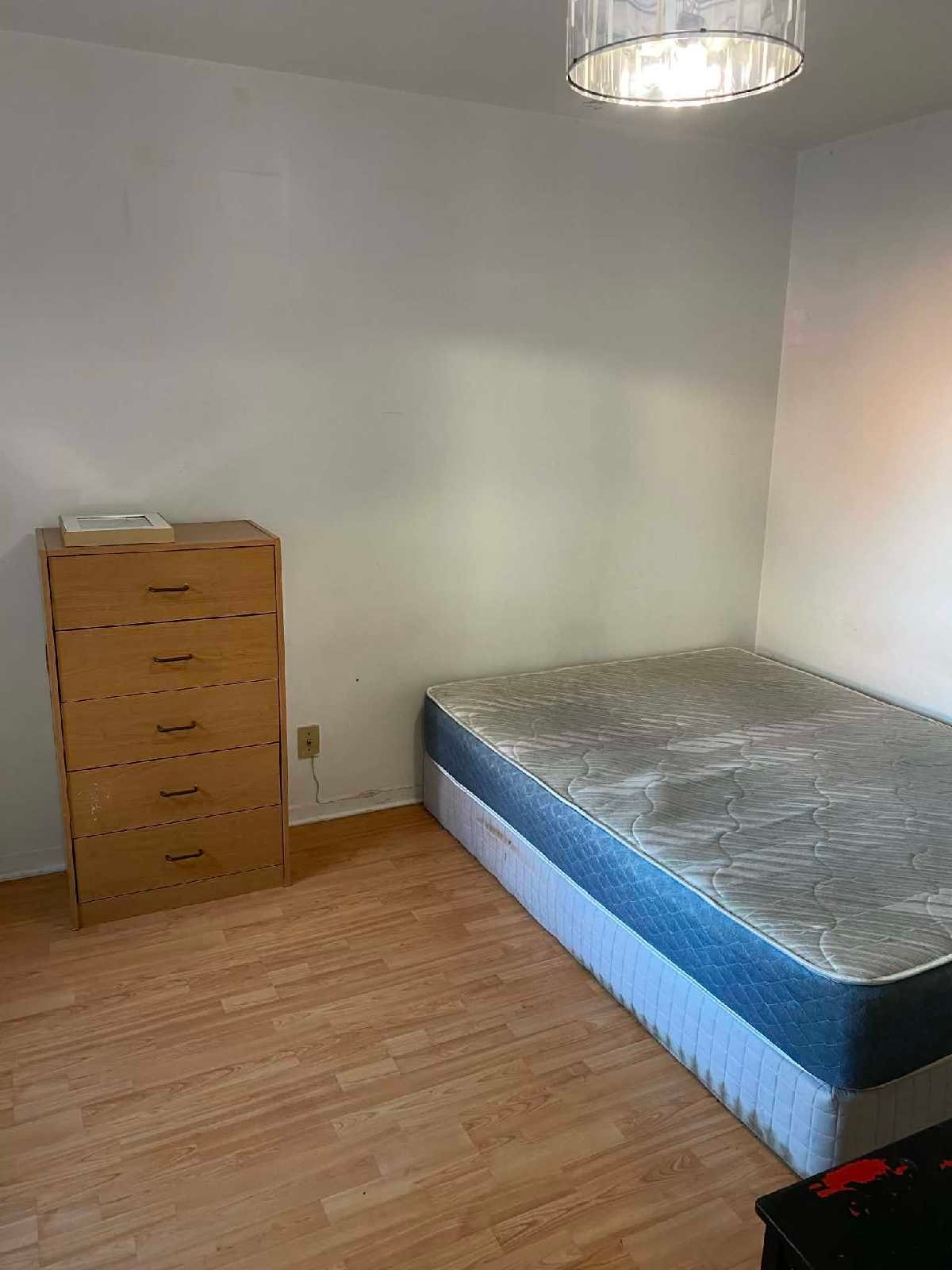 3201 Rue Saint-Antoine O — photo 1