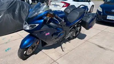 56,533 km New spark plugs, air filter, rear tire, battery. New “pudding” wires, AS3 performance wate...