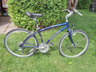 Vélo Specialized hybride, View more