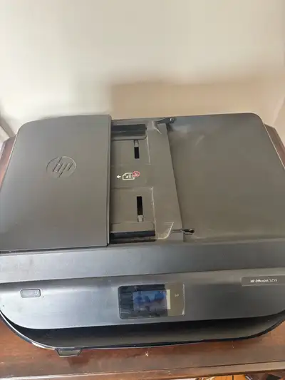 Imprimante HP OfficeJet 5255 besoin d’encre grantie de 3 jours, View more