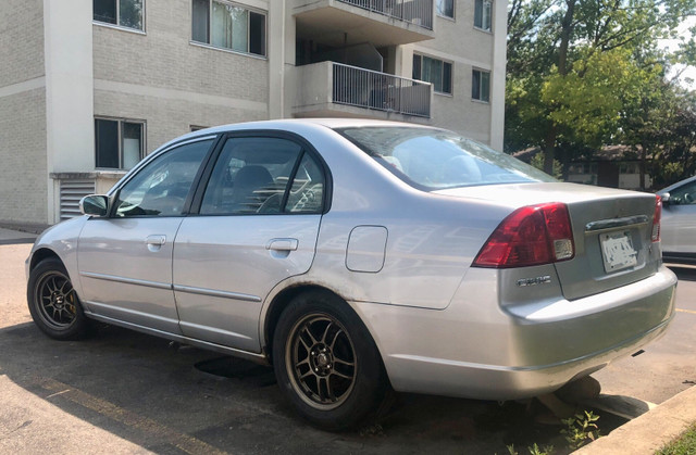 7th Generation 2003 Honda Civic LX Automatic Sedan, Silver Satin in Cars & Trucks in Mississauga / Peel Region - Image 2