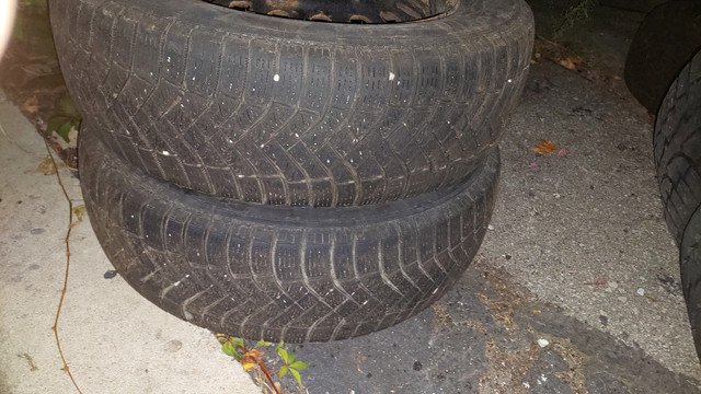 225/65-R17 winter tires on rims in Tires & Rims in Markham / York Region