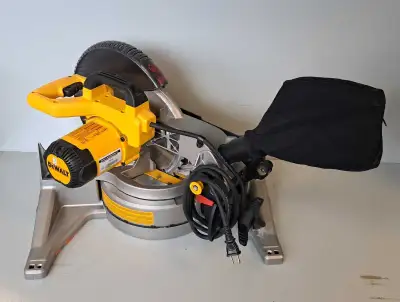 10" Dewalt Compound Miter Saw DWS713 (31632398), View more