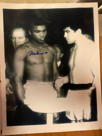 Muhammad Ali Signed Picture/MiniPoster