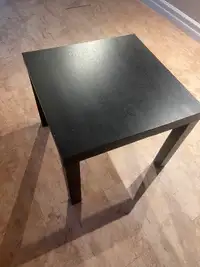 Corner table ( black )…in Rockland