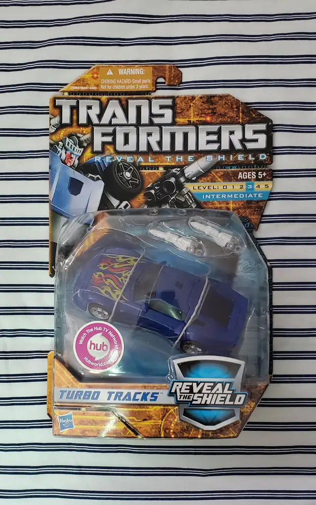 Transformers Tracks  - Reveal the Shield