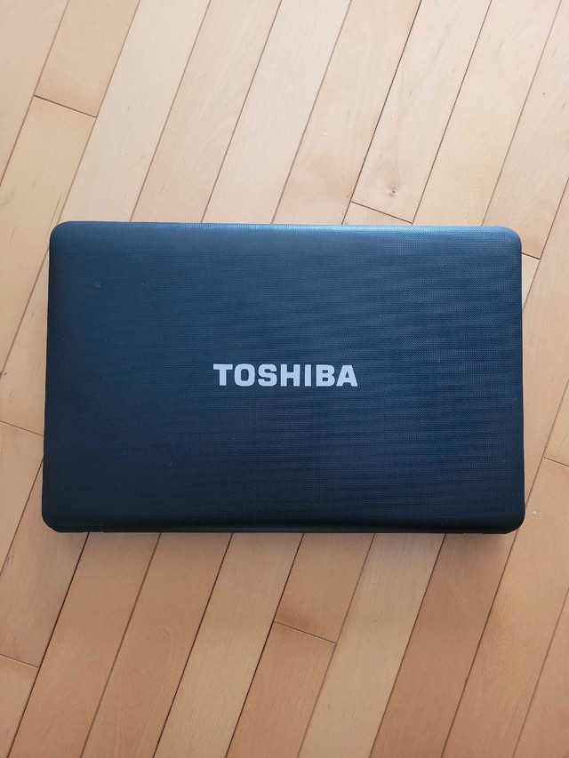 Working Toshiba Satellite C650 Laptop 16". Win 7. Like NEW  in Laptops in Bedford - Image 2