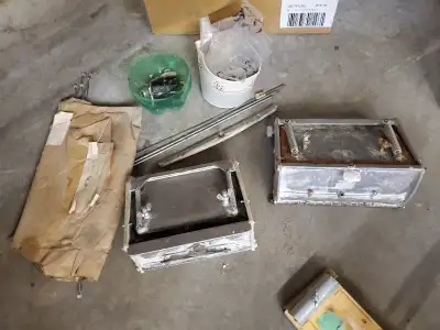 Drywall flax boxes. 7” & 7.5”. Selling both together. Comes with extra parts. $100