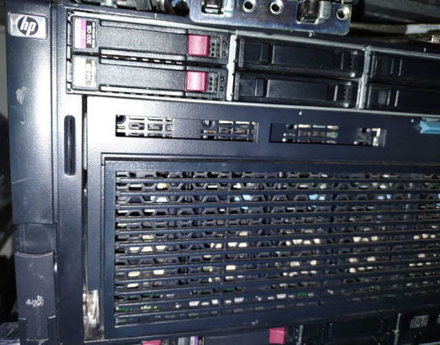 HP ProLiant DL580 G7 Server, 4 Xeon CPU E7-4870@2.4GHz 10C,2x250 in Servers in Kitchener / Waterloo - Image 2