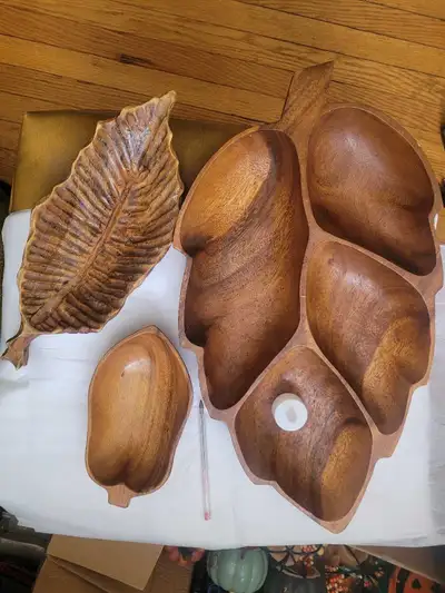 VINTAGE BOWL. HAWAIIAN BOWL. MONKEY POD WOOD., View more