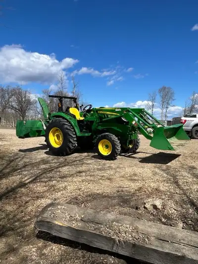 2022 JD 4044 yard tractor, 505 hours Comes with the following attachments: • bucket • forks • bale s...