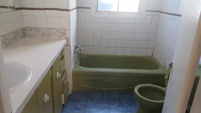 3 1/2 à Saint-Tite 600$, ne réponds pas au message en ligne, Contacter Odalbert Principal au 819-852...