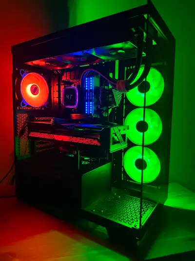 Gaming PC - ROG STRIX 5070 7600X 32GB DDR5 2TB NVMe, View more