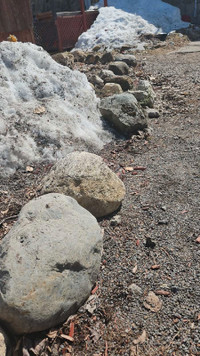 Roches a donner / rocks to give away