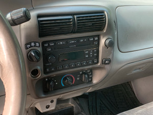 2003 Mazda B-Series Pickup