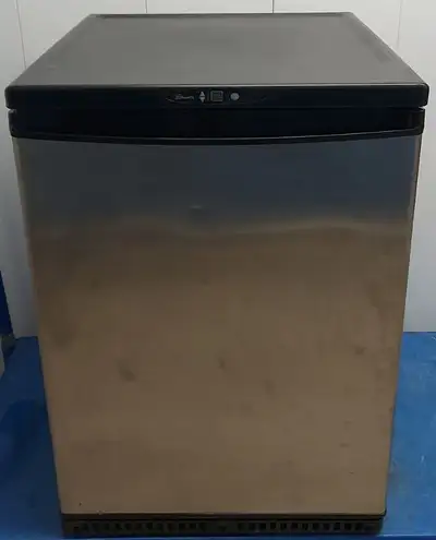 DANBY "SILHOUETTE" COUNTER-HEIGHT ALL FRIDGE (model # DAR604BLS), View more