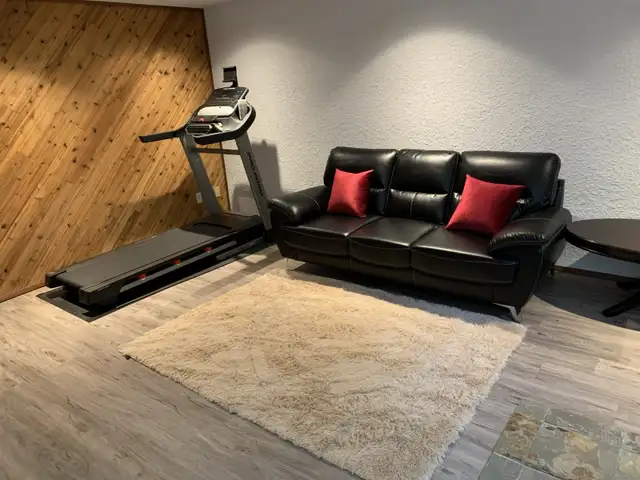 Kitimat House for Rent (Spacious 6 Bedrooms - 3.5 Bathrooms) in Long Term Rentals in Kitimat - Image 24