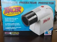 BRAND NEW Tracer Projector. Projecteur traceur neuf.