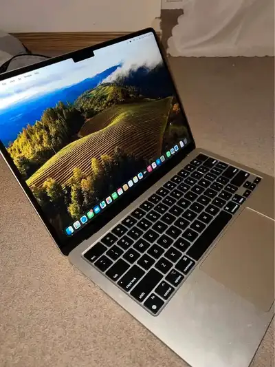 FIRM PRICE, NOT NEGOTIABLE ▶︎ 2020 Model: MacBook Pro A2338 ▶︎ Display: 13 Inch ▶︎ Processor: M1 ▶︎...