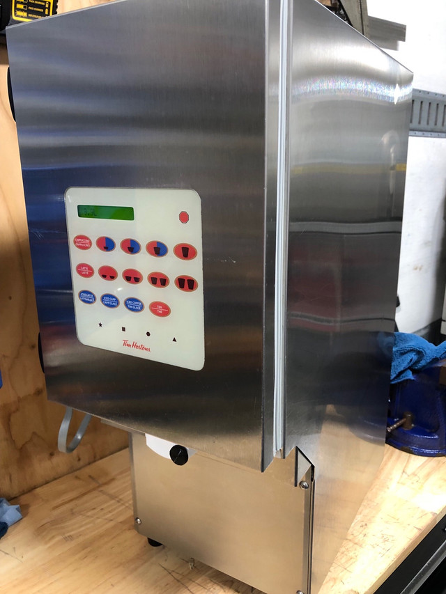 Sureshot Automatic cream or milk counter top dispenser 120volt   in Industrial Kitchen Supplies in Truro - Image 2