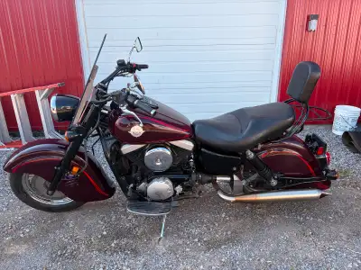 Still runs well, has a custom exhaust, everything else is stock. Has a new battery Seat in good cond...