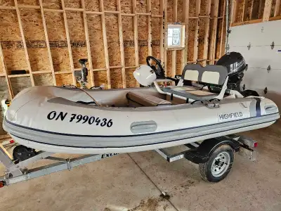 2021 Highfield c340 with 25hp Yamaha Only 25hrs Includes trailer Highfield 340 FCT package with cons...