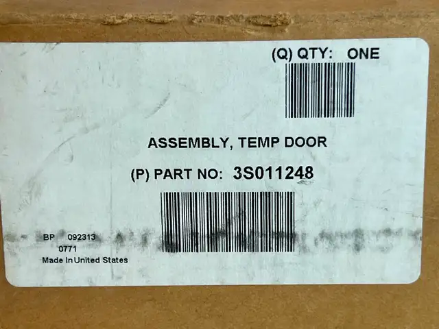*NEW* PACCAR Temperature Door Assembly Part #: 3S011248 in Other in Belleville - Image 4