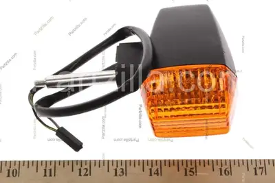 NEW Kawasaki Genuine Parts rh lh turn signal ninja zx9r zx12r zrx1200 zx6r zr750 zr7s right rear tur...