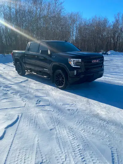 2021 GMC SIERRA crew cab X31 elevation 1500 Original owner just retired upgraded truck Truck was par...