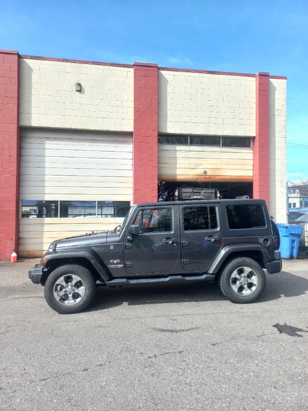 2018 Jeep Wrangler Unlimited Sahara JK in Cars & Trucks in Vancouver - Image 4