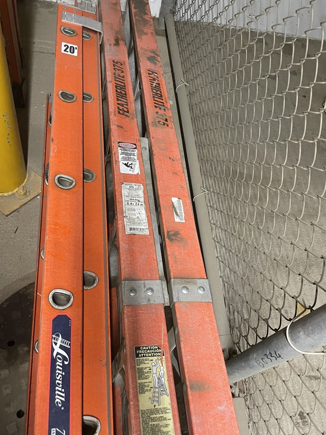 Featherlite 8ft extension ladder Ladders & Scaffolding Fort