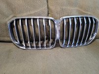 BMW X5 front grill (2022)