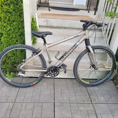 Cannondale F600 Mountain Bike, View more