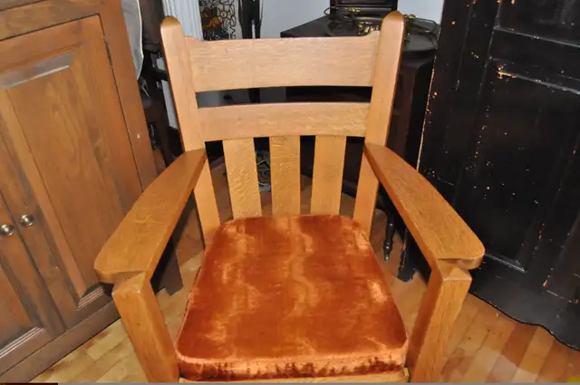 Fauteuil et berçante vintage style Mission. in Arts & Collectibles in City of Montréal - Image 4