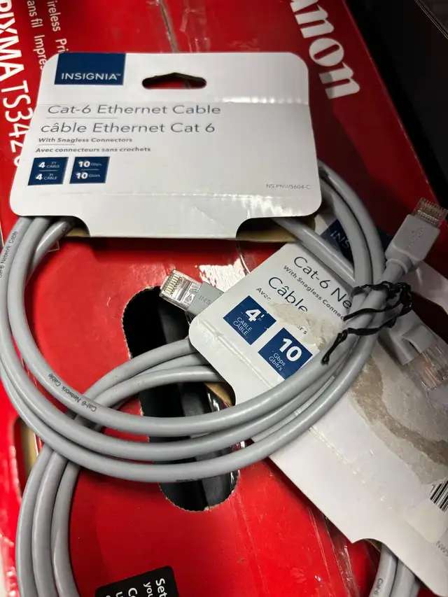 Insignia 1.2m (4 ft.) Cat6 Ethernet Cable - Grey in Cables & Connectors in Cambridge - Image 5