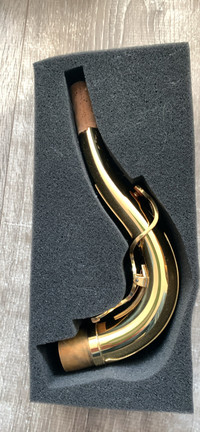 Tenor saxophone neck(no brand markings)