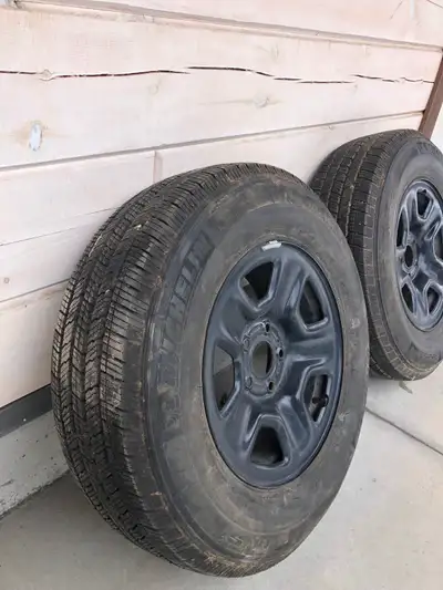 245/75R17 - 6 all season tires for sale. 2 of them are on rims