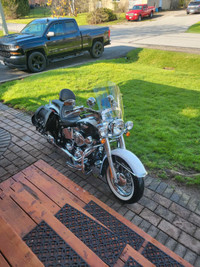 2008 SOFTAIL DELUXE