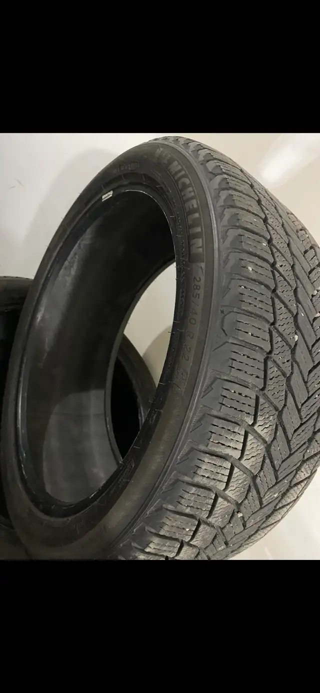 Michelin x ice winter tires 285/40/22 in Auto Body Parts in Regina - Image 3