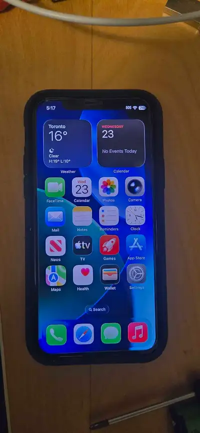 Iphone 11 pro 64 Go Bat 75%