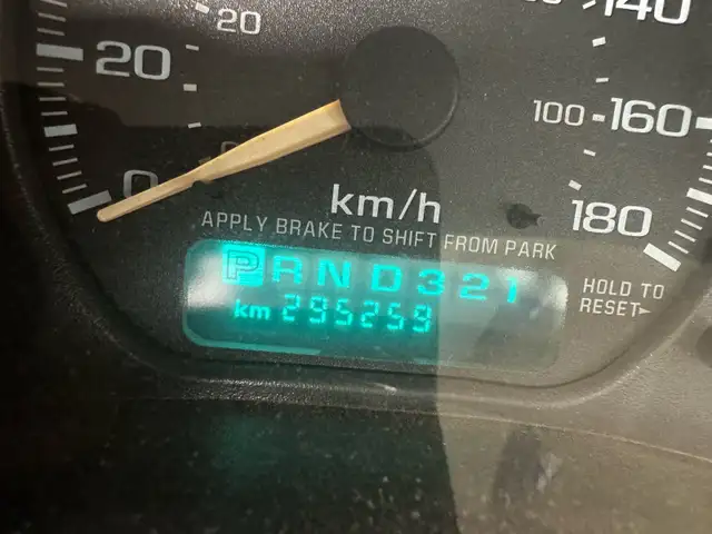 2002 Chev Silverado 2500 Ext Cab 497679082351513603