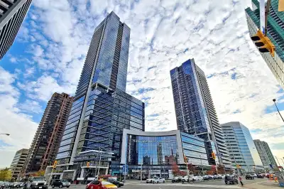 1BR Luxury Condo at Hullmark Centre by Tridel - Yonge & Sheppard