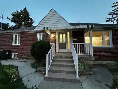 Gorgeous 3 Bedroom Main Floor with a nice little Porch of a Detached Bungalow House up for Rent Prim...