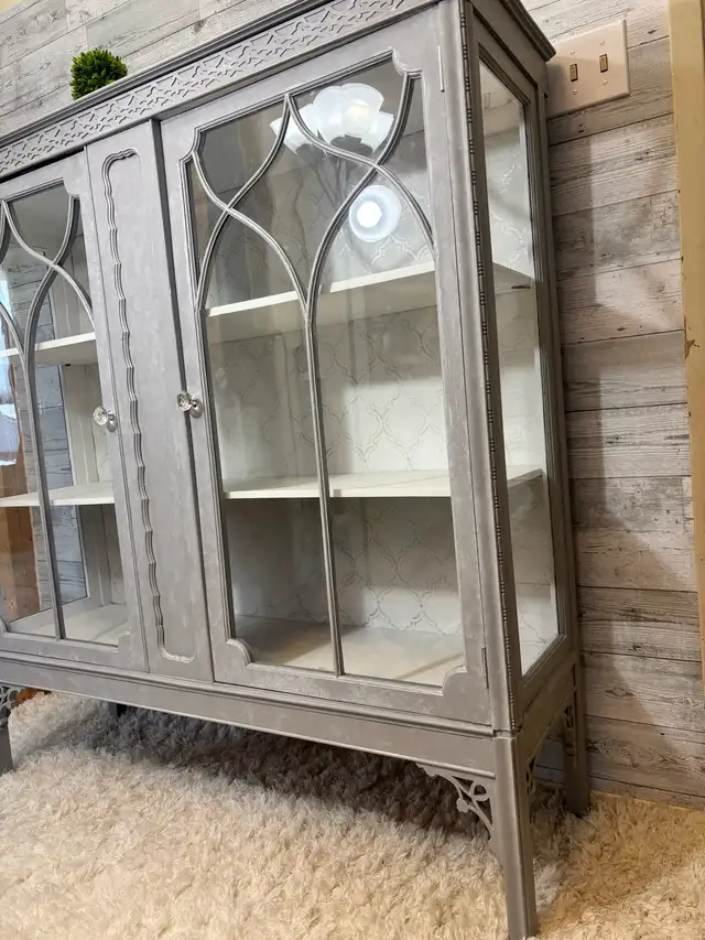 Refinished China Cabinet in Hutches & Display Cabinets in Kingston - Image 4