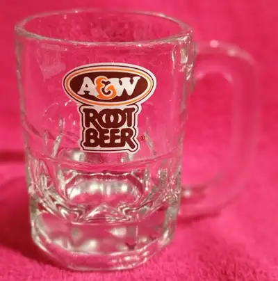 Classic A&W root beer mug. One tiny chip on the face of the mug (Circled in picture 2)