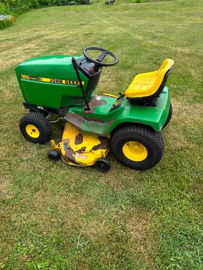 185 hydro John Deere Lawn Tractor, View more