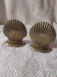 Stunning Vintage Set of Brass Scallop Shell Bookends!