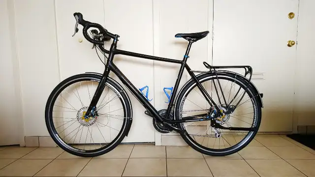TREK Crossrip Elite 10x3 Road Commuter Bike Matte Black XL 61cm in Cruiser, Commuter & Hybrid in City of Toronto - Image 3